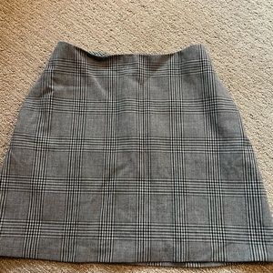 Aritzia Wilfred plaid skirt